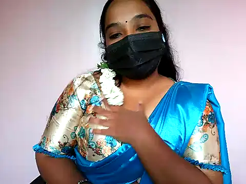 Mathi cam online show from June 19, 2026, 4:51 am