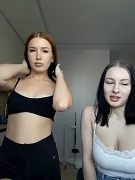 MelissaPinkiss online show from November 30, 2025, 10:49 am