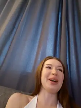 MelissaPinkiss online show from December 21, 2025, 1:13 pm