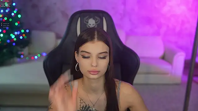 Mireya054 online show from December 21, 2025, 7:32 am