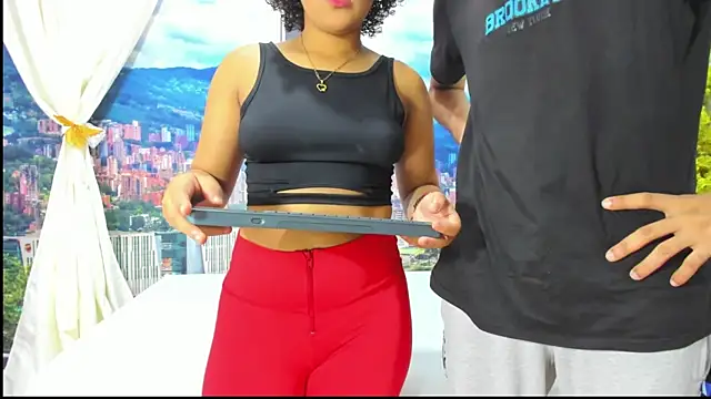 Snapshot of KiraFox1 chatting on November 4, 2025, 8:56 pm KiraFox1 online show from November 4, 2025, 8:56 pm