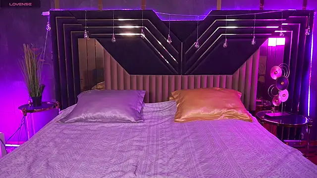 VelvetLuck online show from March 20, 2026, 6:58 am