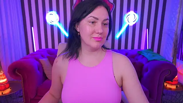 VelvetLuck online show from May 8, 2026, 1:04 pm