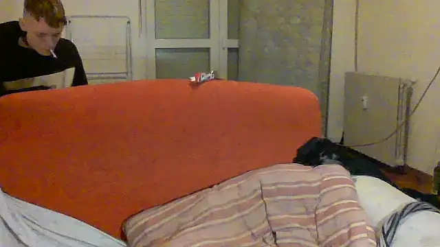 00Travsharongomez online show from November 13, 2025, 11:52 pm