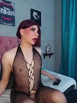 angeelperry online show from November 26, 2025, 8:20 pm