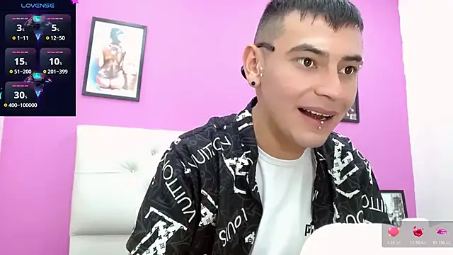 Snapshot of will_and_alex chatting on April 25, 2026, 8:28 pm will and alex online show from April 25, 2026, 8:28 pm