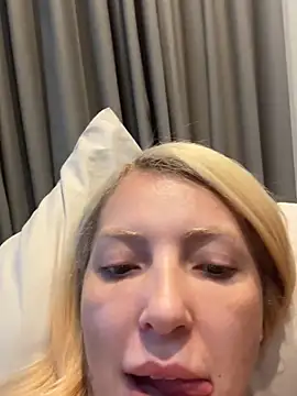 Snapshot of melisboa chatting on February 5, 2026, 7:10 pm melisboa online show from February 5, 2026, 7:10 pm