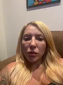 Snapshot of melisboa chatting on February 2, 2026, 2:43 am melisboa online show from February 2, 2026, 2:43 am