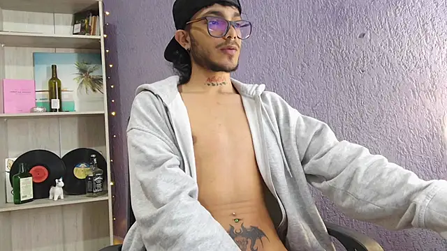 Snapshot of D4ni_king chatting on November 4, 2025, 2:48 am D4ni king online show from November 4, 2025, 2:48 am