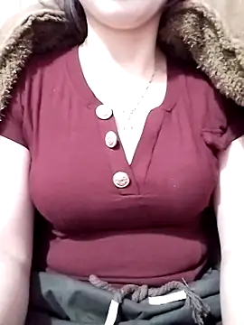 Snapshot of Niramiu chatting on November 19, 2025, 2:22 am Niramiu online show from November 19, 2025, 2:22 am