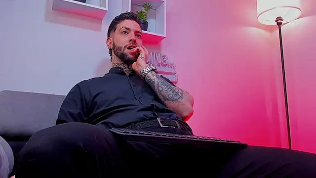 Supreme Alpha online show from November 17, 2025, 3:43 am