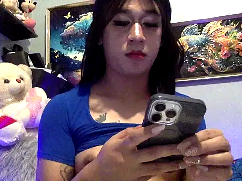 Snapshot of desirable_miya chatting on November 19, 2025, 4:40 pm desirable miya online show from November 19, 2025, 4:40 pm