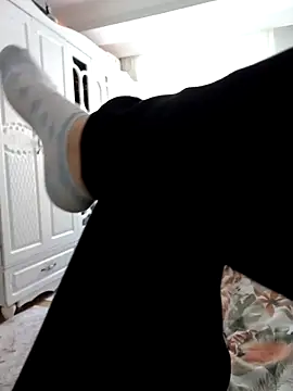 Snapshot of Mahsime chatting on January 7, 2026, 1:27 pm Mahsime online show from January 7, 2026, 1:27 pm