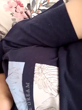 Snapshot of Mahsime chatting on November 16, 2025, 10:20 am Mahsime online show from November 16, 2025, 10:20 am