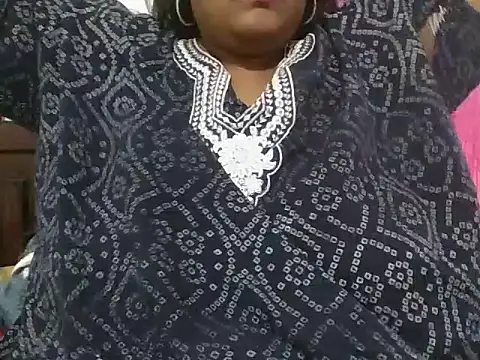 hootypriya online show from March 2, 2026, 10:33 am