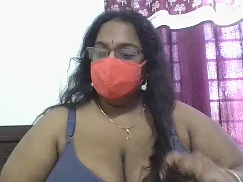 hootypriya online show from March 7, 2026, 3:57 am