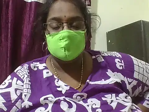 hootypriya online show from April 30, 2026, 8:05 pm