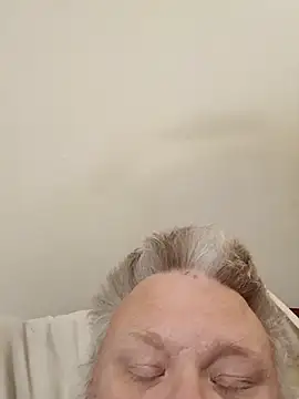 Jbirdb800 online show from December 19, 2025, 11:56 am