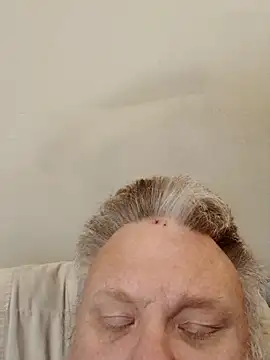 Jbirdb800 online show from December 22, 2025, 1:00 pm