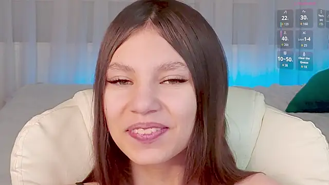 Snapshot of Little__Lunaa chatting on December 18, 2025, 10:41 am Little Lunaa online show from December 18, 2025, 10:41 am