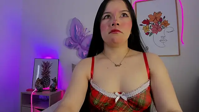 Snapshot of violettabond chatting on December 5, 2025, 12:37 pm violettabond online show from December 5, 2025, 12:37 pm