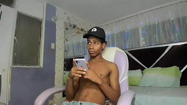 Santy bigcock 01 online show from March 25, 2026, 5:45 pm