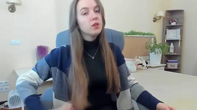 Snapshot of Nesie-Stoun chatting on November 25, 2025, 9:31 am Nesie-Stoun online show from November 25, 2025, 9:31 am