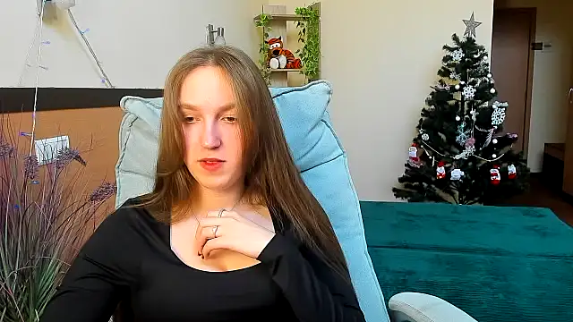 Snapshot of Nesie-Stoun chatting on December 20, 2025, 9:45 am Nesie-Stoun online show from December 20, 2025, 9:45 am