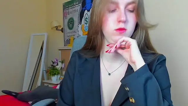 Snapshot of Nesie-Stoun chatting on December 22, 2025, 9:42 am Nesie-Stoun online show from December 22, 2025, 9:42 am