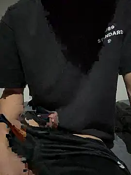 Snapshot of ilim111 chatting on November 12, 2025, 9:57 am ilim111 online show from November 12, 2025, 9:57 am