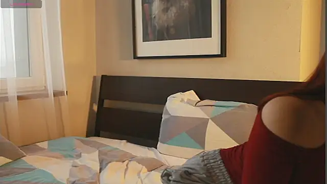 AmoraBloom online show from November 7, 2025, 5:45 am