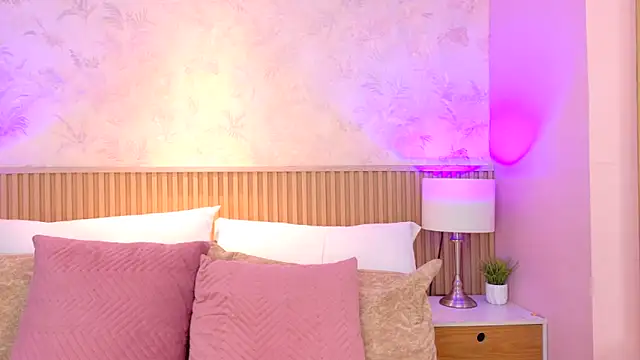 ValeriaMonet online show from March 25, 2026, 7:57 pm