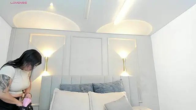 annie  20 online show from January 18, 2026, 12:08 pm