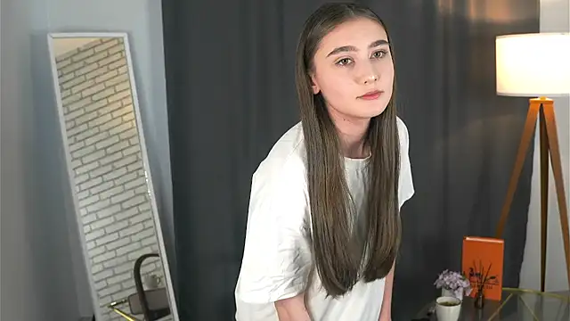 Snapshot of AriannaSemke chatting on November 6, 2025, 3:54 am AriannaSemke online show from November 6, 2025, 3:54 am