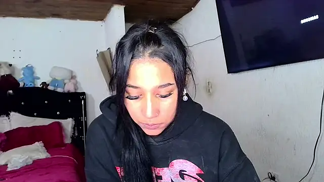lyam ebony  online show from April 8, 2026, 4:14 am