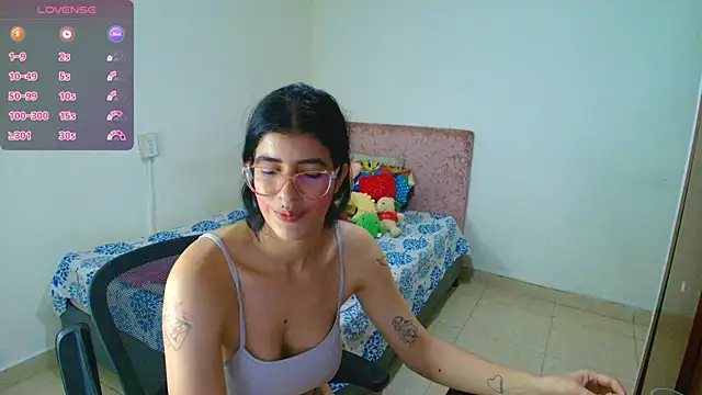 Kassandra 0304 online show from May 14, 2026, 12:24 pm