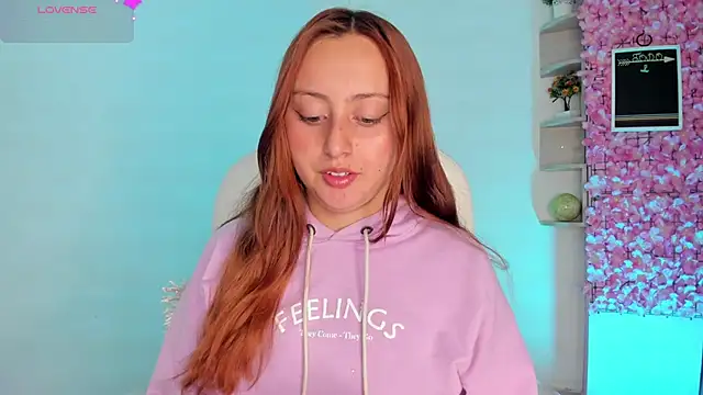 Snapshot of Arianna_Gren18 chatting on February 3, 2026, 1:16 pm Arianna Gren18 online show from February 3, 2026, 1:16 pm