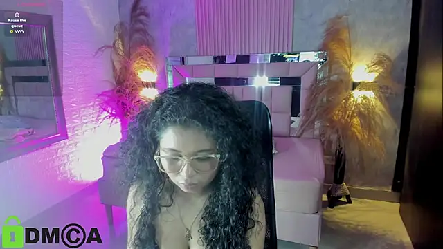 Snapshot of griselle_rousse chatting on November 22, 2025, 5:01 pm griselle rousse online show from November 22, 2025, 5:01 pm