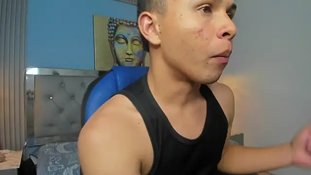 Liams18 online show from November 26, 2025, 2:11 am