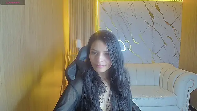 Snapshot of Valery_tf chatting on February 7, 2026, 8:39 pm Valery tf online show from February 7, 2026, 8:39 pm