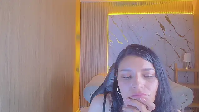 Valery tf online show from March 11, 2026, 8:36 pm