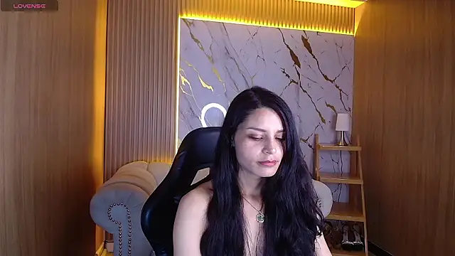 Snapshot of Valery_tf chatting on February 28, 2026, 8:19 pm Valery tf online show from February 28, 2026, 8:19 pm