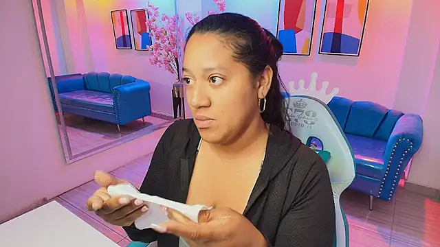 Alondra gomexxx online show from November 30, 2025, 3:29 am