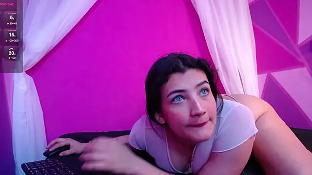 Snapshot of LILY_BMS chatting on November 8, 2025, 4:05 am LILY BMS online show from November 8, 2025, 4:05 am