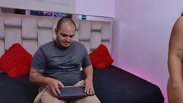 KimaandNate online show from March 31, 2026, 12:01 am