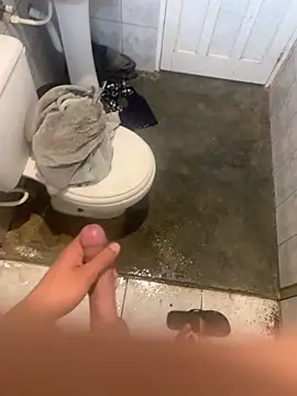 Matheushhxhsh online show from March 8, 2026, 5:16 pm