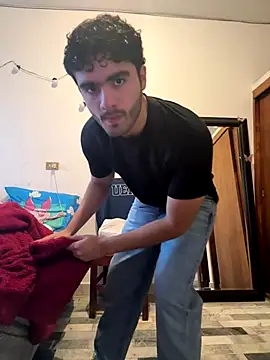 Leoncitooo987 online show from November 29, 2025, 7:47 pm