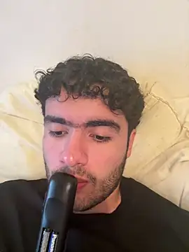 Leoncitooo987 online show from December 1, 2025, 8:53 pm