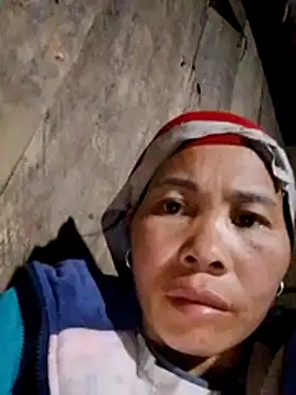 Snapshot of Ana_hoa chatting on November 28, 2025, 8:42 pm Ana hoa online show from November 28, 2025, 8:42 pm