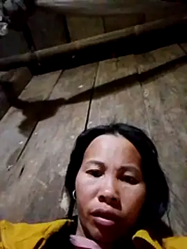 Snapshot of Ana_hoa chatting on December 15, 2025, 10:15 pm Ana hoa online show from December 15, 2025, 10:15 pm